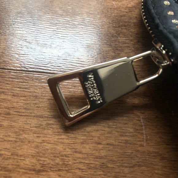 Victoria’s Secret Studded Makeup Bag - Leopard Print Interior - Picture 3 of 6